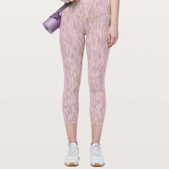 Lululemon Wunder Under High Rise Leggings - Picture 2 of 11